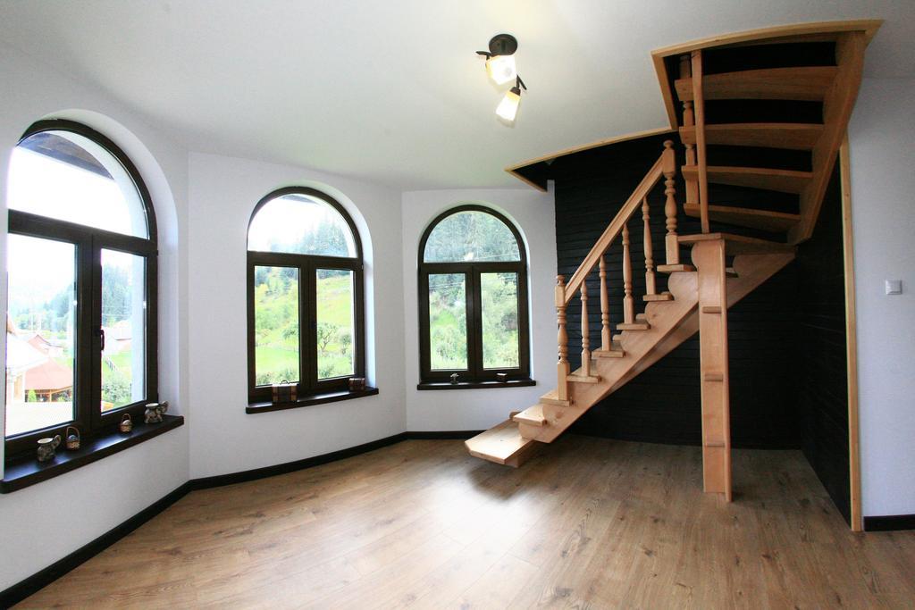 ואמה Pensiunea Casa Elvira מראה חיצוני תמונה